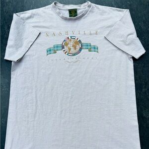 Nashville International Airport vintage 1995 flag graphic T-shirt XL Made in USA